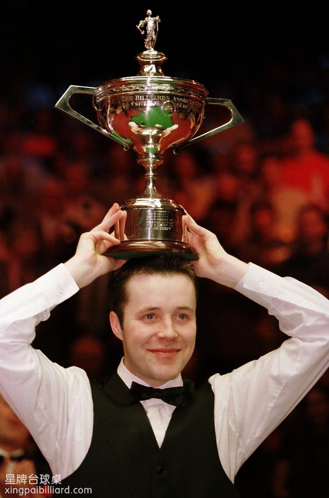 乒乓球队中 乒乓球队中